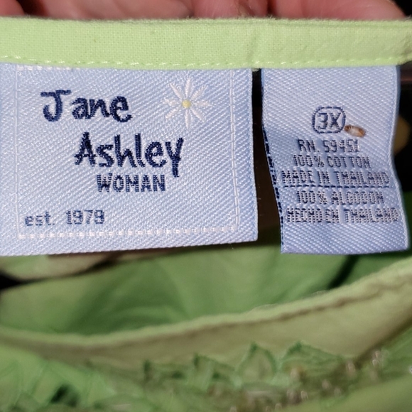 Green shirt plus size 3x - Picture 3 of 3